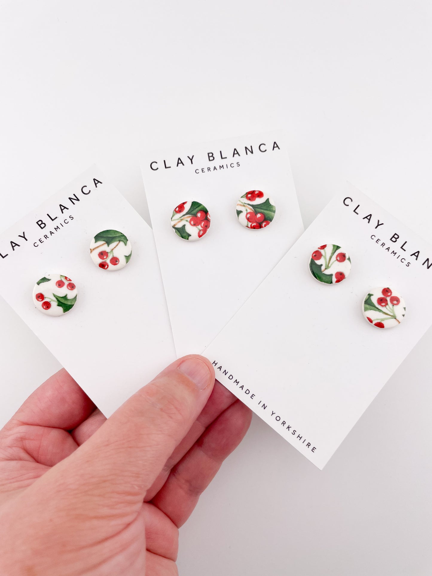 Small Holly with Berries round studs