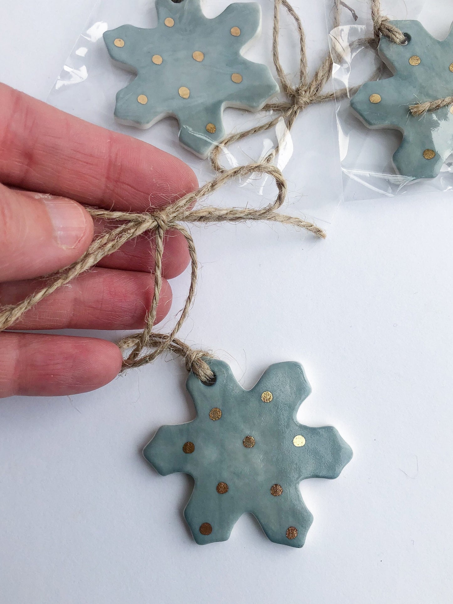 Grey snowflake ornament - pack of 3