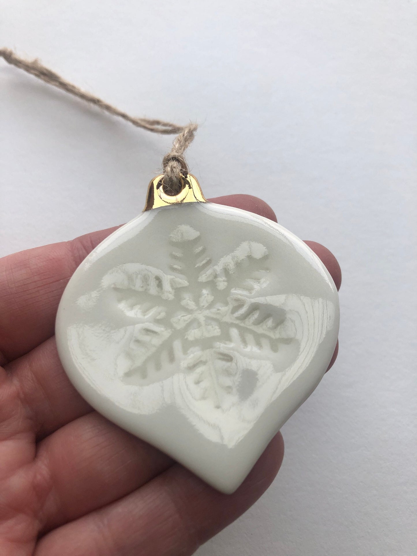 White and gold bauble - pack of 3