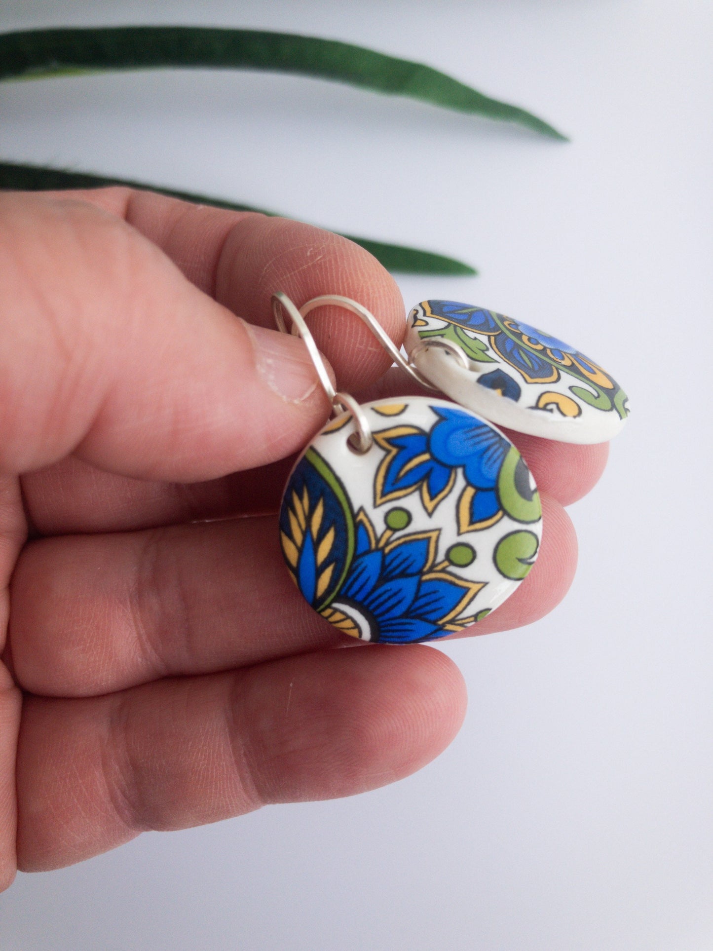 Small Paisley round dangles